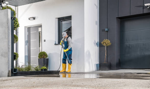 Best Gas Station Cleaning  in De Pere, WI